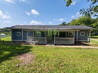 308 Pleasant Valley Rd SE, Silver Creek, GA 30173