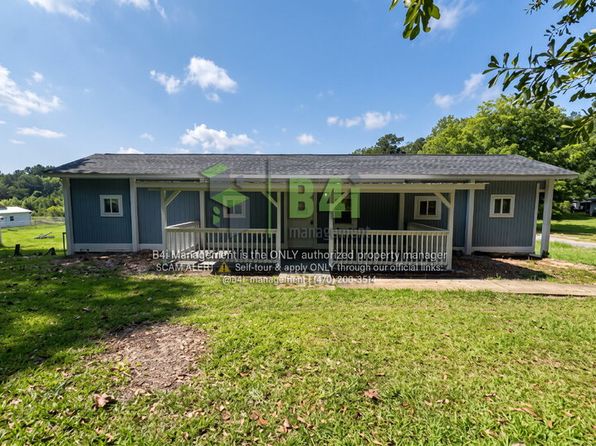 308 Pleasant Valley Rd SE