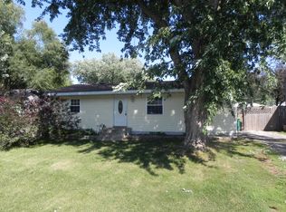 1708 Lakewood Ave, McHenry, IL 60050