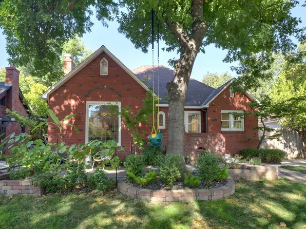 1732 Berkeley Way, Sacramento, CA 95819