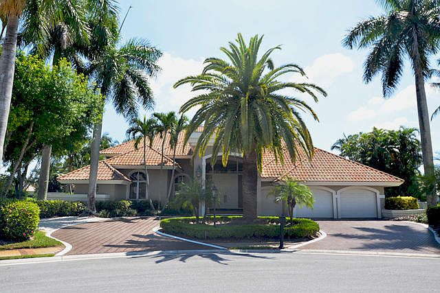 Home For Sale In St Andrews Country Club