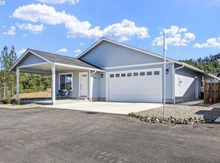 920 Fir Grove Ln, Sutherlin, OR 97479