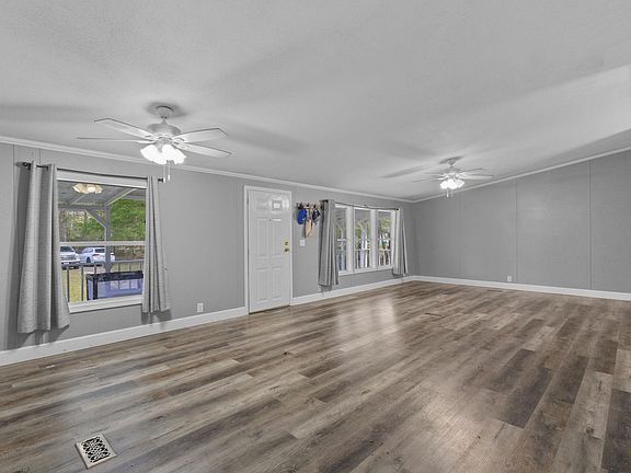 5th image of 7307 N Linscomb Rd