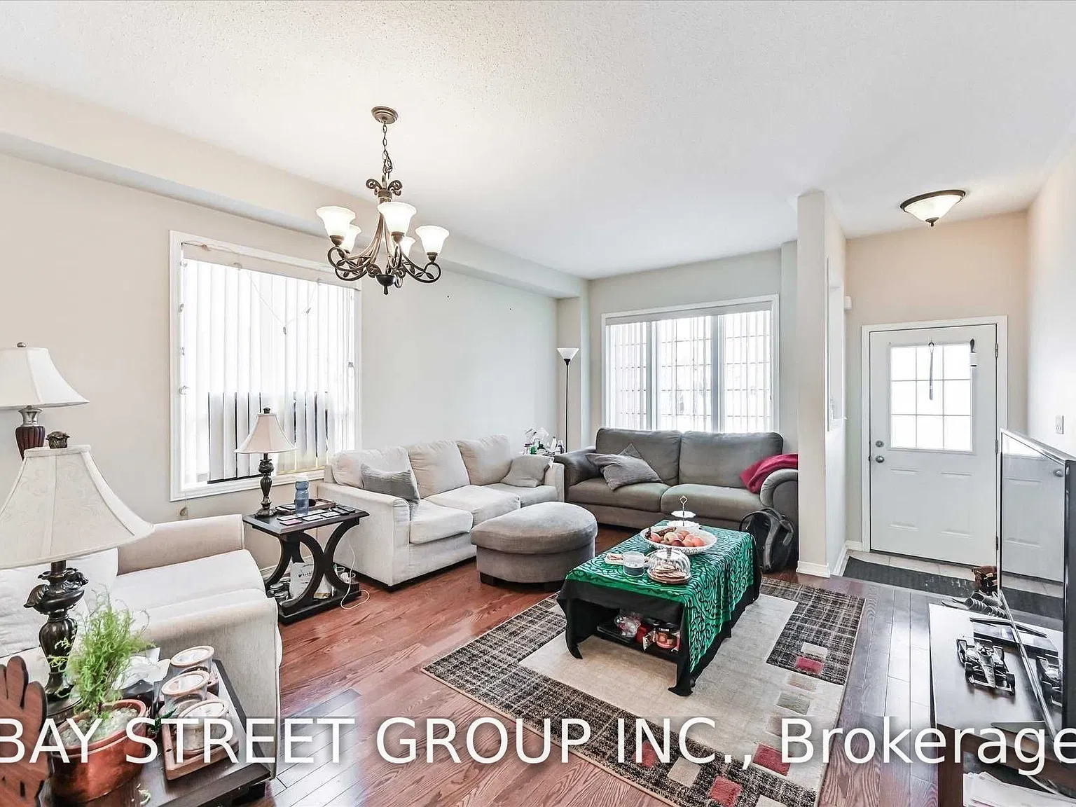 3 bed, $3,500 — Photo 4