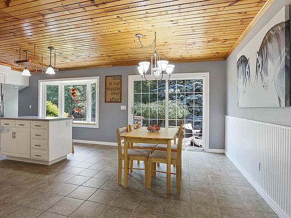 5th image of 536 Saint Francis Dr