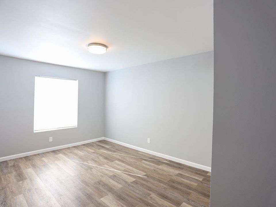 1st image of 1909 C Ave APT 7