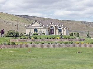 25221 E Sunset Meadows Loop, Kennewick, WA 99338