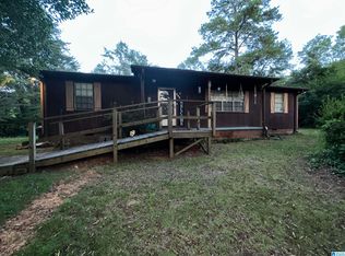 405 Main St, Graysville, AL 35073