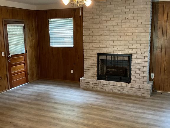 5th image of 1448 Orange Cir S