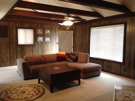 2nd image of 212 Knight Ln