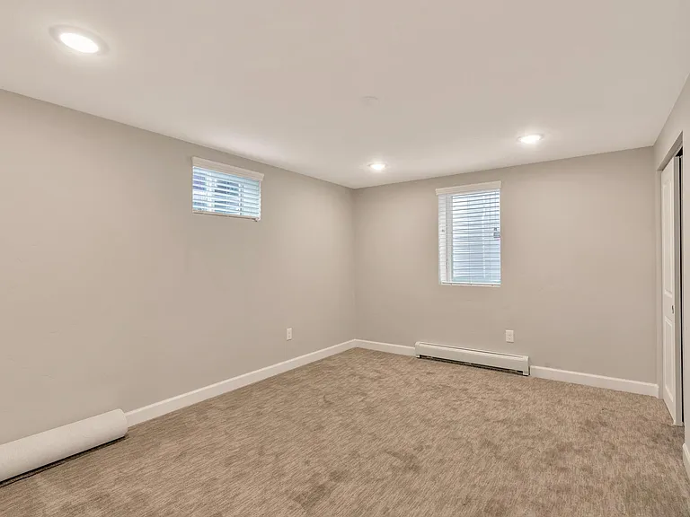 1641 S Sherman St — Photo 17