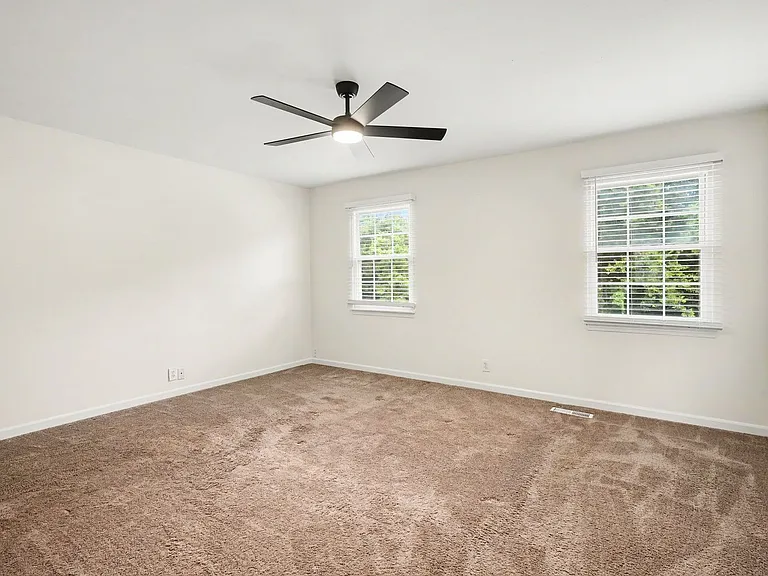 8300 Sawyer Brown Rd #R302 — Photo 8