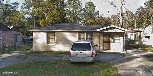 2nd image of 2169 W 16th St