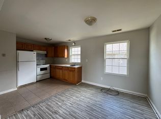 129 Main St #B, East Haven, CT 06512