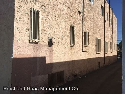 3rd image of 9518 California Ave APT 08