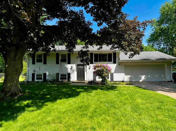 54554 Cornell Dr, Mishawaka, IN 46545