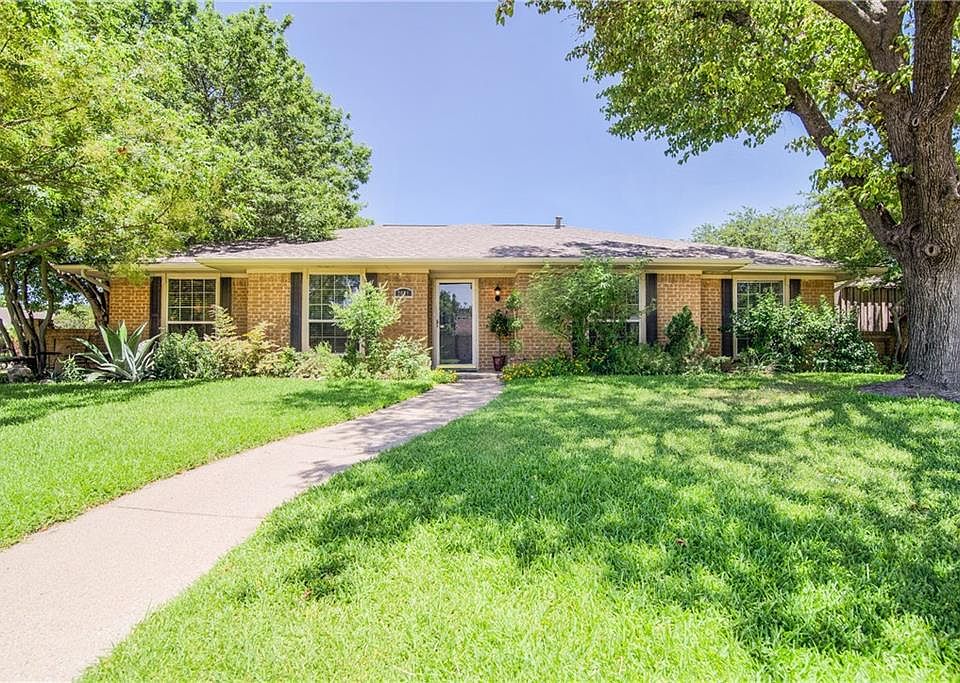 1st image of 2021 Papeete Dr