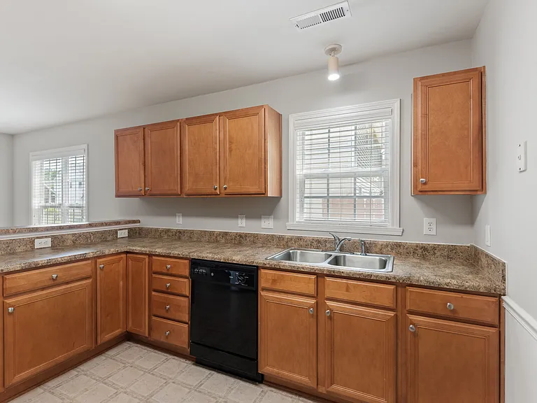 1908 Longburn Dr — Photo 6