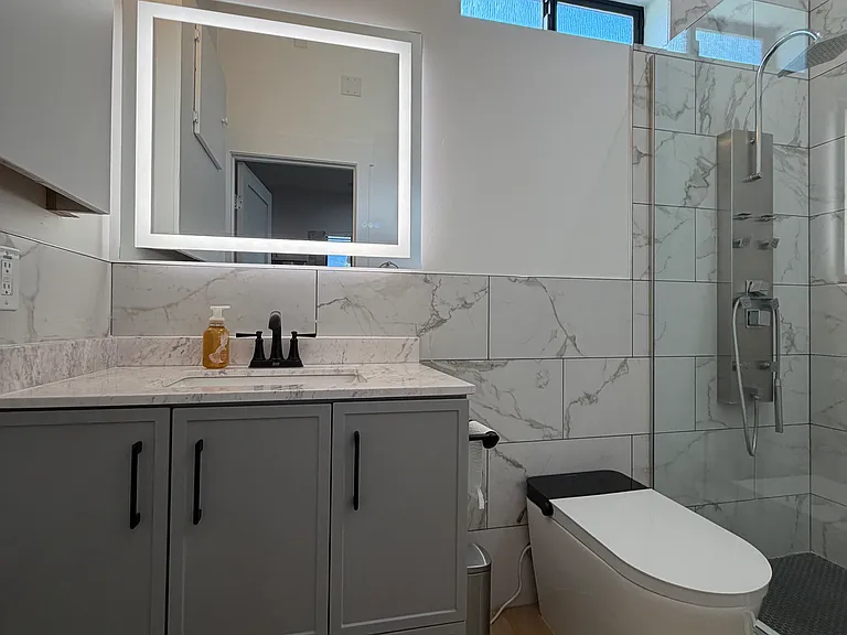 1807 E Campbell Ave — Photo 13