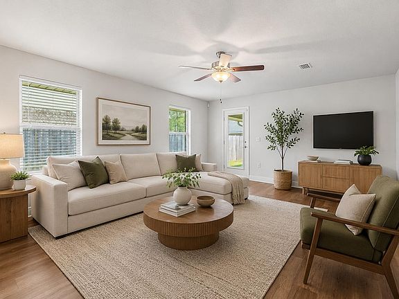 2nd image of 103 Ridgeway Cir