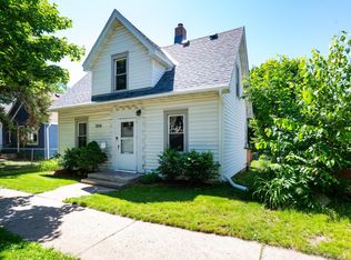 1224 5th St E, Saint Paul, MN 55106