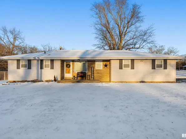 1809 Springfield Rd, East Peoria, IL 61611