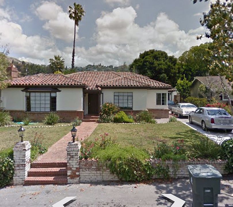 1st image of 428 Crest Dr