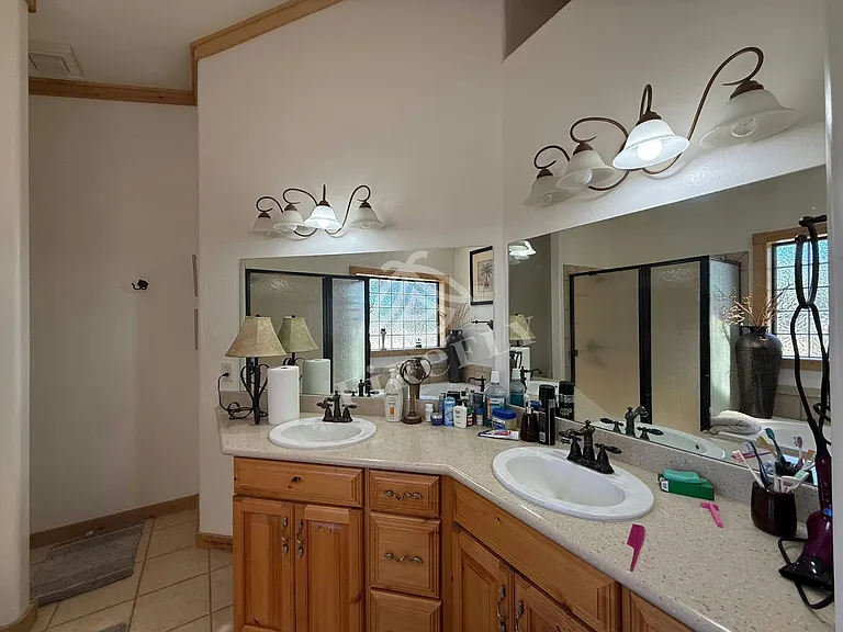 1847 Solomon Cir — Photo 11