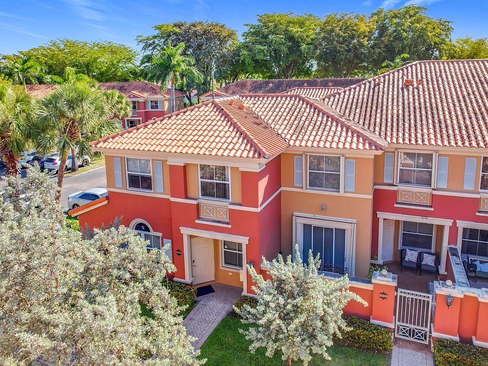 1st image of 6102 NW 114th Ct APT 106