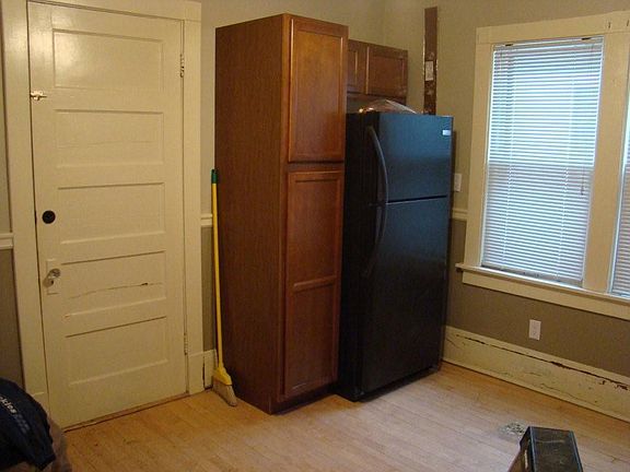 4th image of 2146 N 51st St #2148