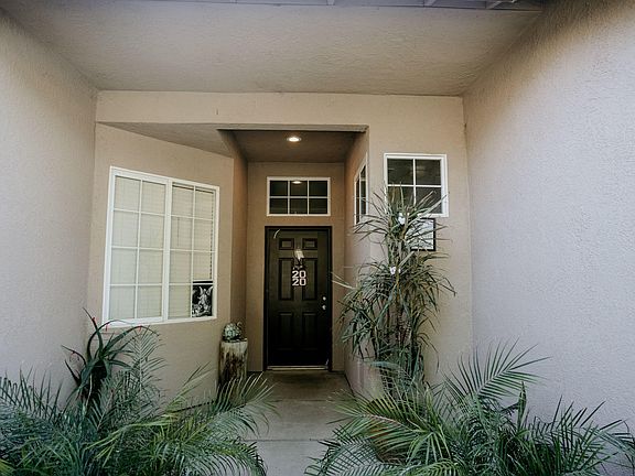 2nd image of 1799 N June Ave