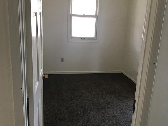 5th image of 1420 Cass Ave SE