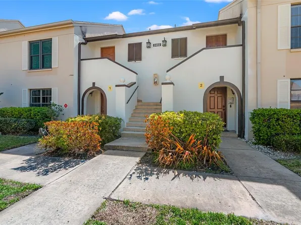 2462 Kingfisher Ln APT J203, Clearwater, FL 33762