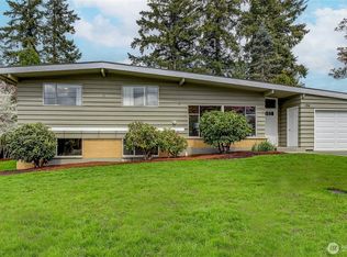 134 160th Pl SE, Bellevue, WA 98008