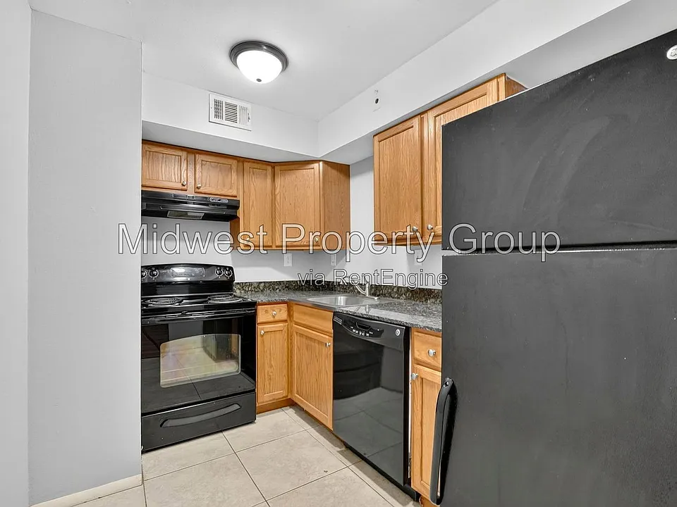 Parkwood Apartments