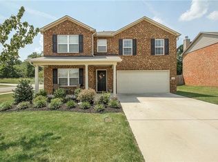 1032 Harmony Ln, Hendersonville, TN 37075
