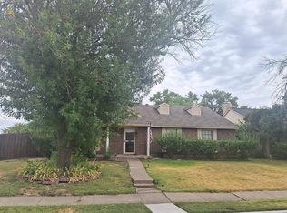 9106 Davis St, Rowlett, TX 75088