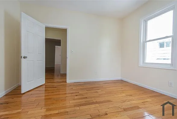 104 Grand Ave #1R — Photo 9