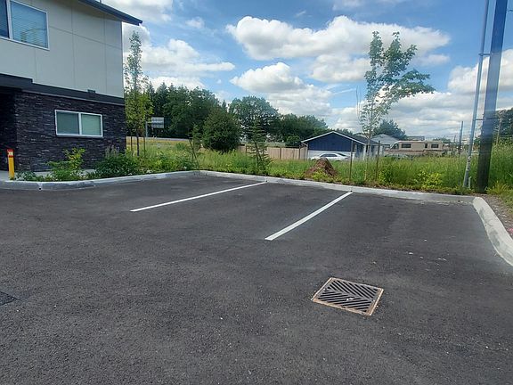 3rd image of 14509 Union Ave SW