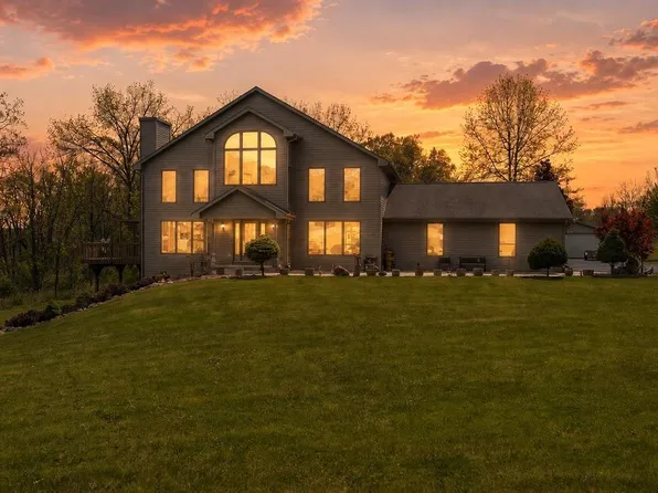775 County Road A, Edgerton, WI 53534