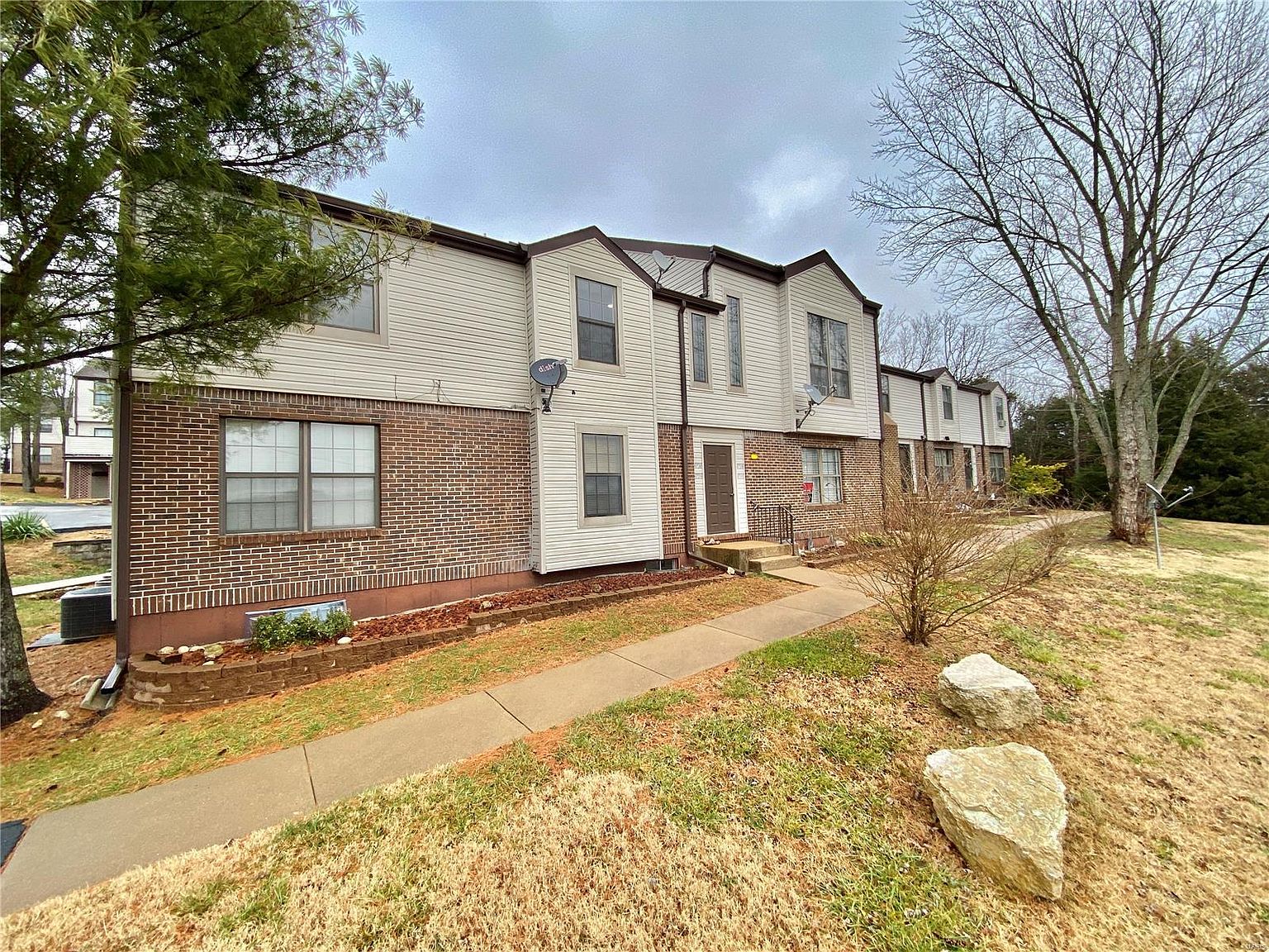 9724 Raintree Village Dr 4F, Hillsboro, MO 63050 Zillow