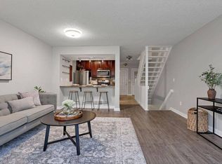 2563 Poppy Ln, Columbus, OH 43235