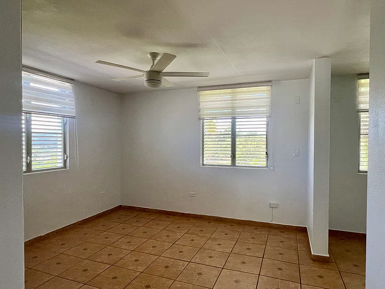 11 Camino Real — Photo 11