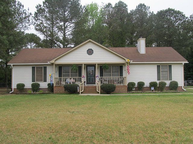 1st image of 102 Saddlewood Dr