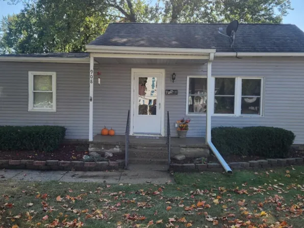 908 Brush St, Portland, MI 48875