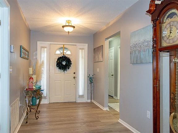 2nd image of 2124 GLEN HEIGHTS PLACE