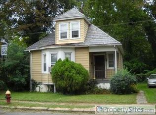 104 Laclede Ave, Trenton, NJ 08618
