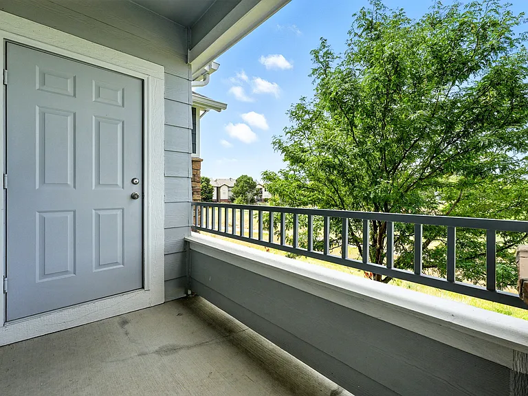 5255 Memphis St #312 — Photo 36