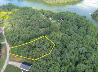 66 Greenbriar Ct, Brandenburg, KY 40108