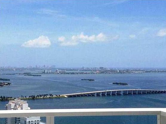 5th image of 2020 N Bayshore Dr #4402